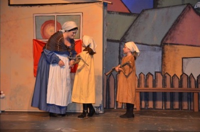 Production Photos photo 11