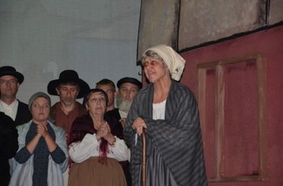 Production Photos photo 28